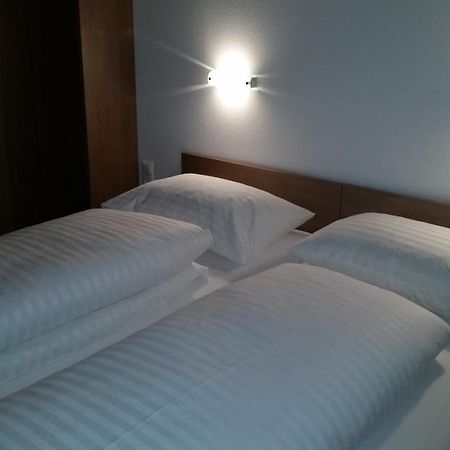FairSleep Motel Hainburg Hainburg an der Donau Buitenkant foto
