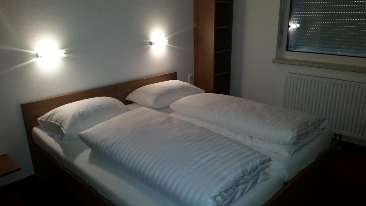 FairSleep Motel Hainburg Hainburg an der Donau Buitenkant foto
